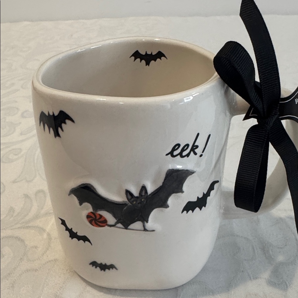 🎃 Rae Dunn Halloween Mug - Picture 4 of 8